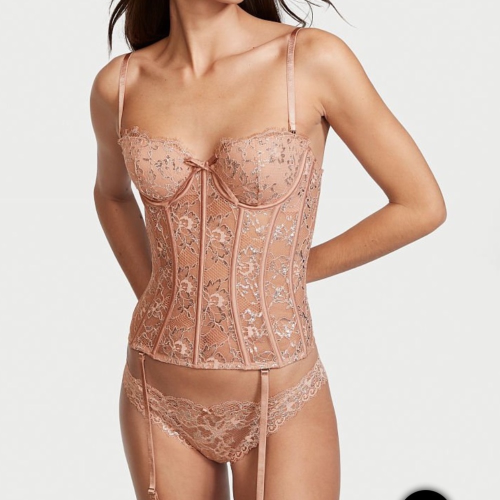 Victoria’s Secret’s Medium very sexy Allure Shimmer bustier